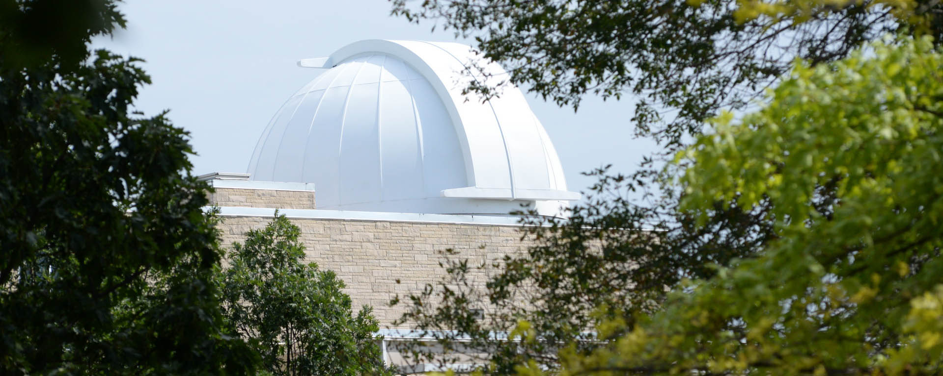 https://washburn.edu/_redesign2018/_files/images/interior/about-pages/crane-observatory-hero.jpg